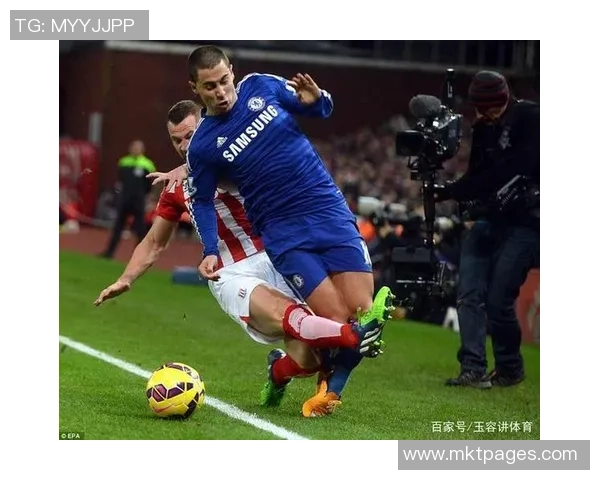 足球论文球的战术分析与技术演变探讨及其对现代足球发展的影响